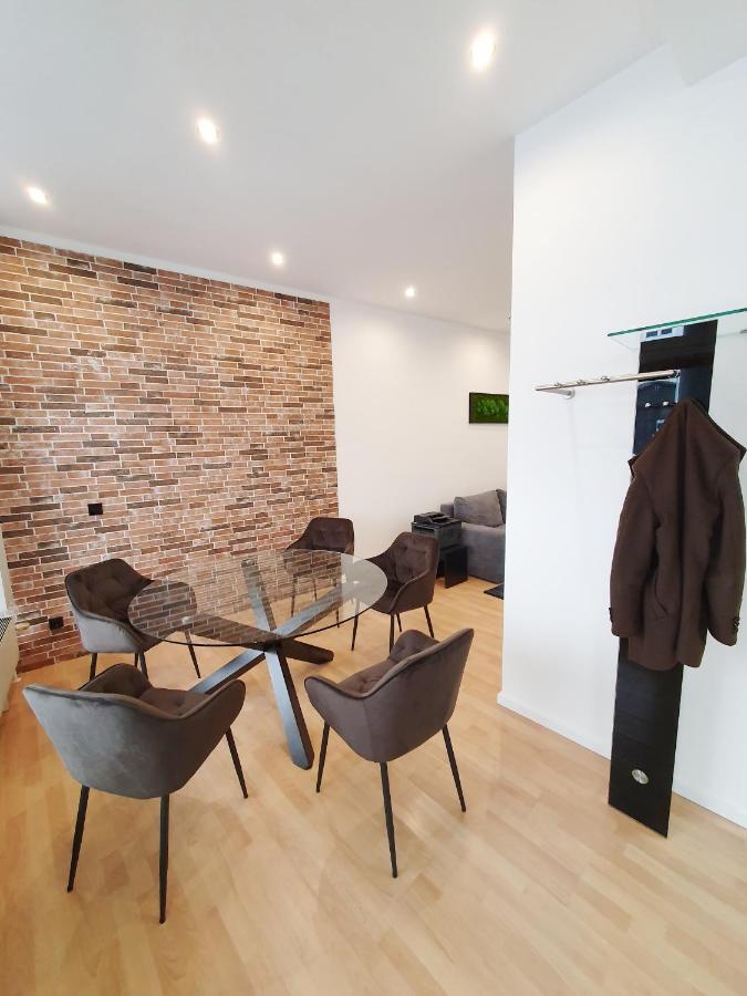 Modernes, Stilvolles Eingerichtetes Loft Apartment Виена Екстериор снимка